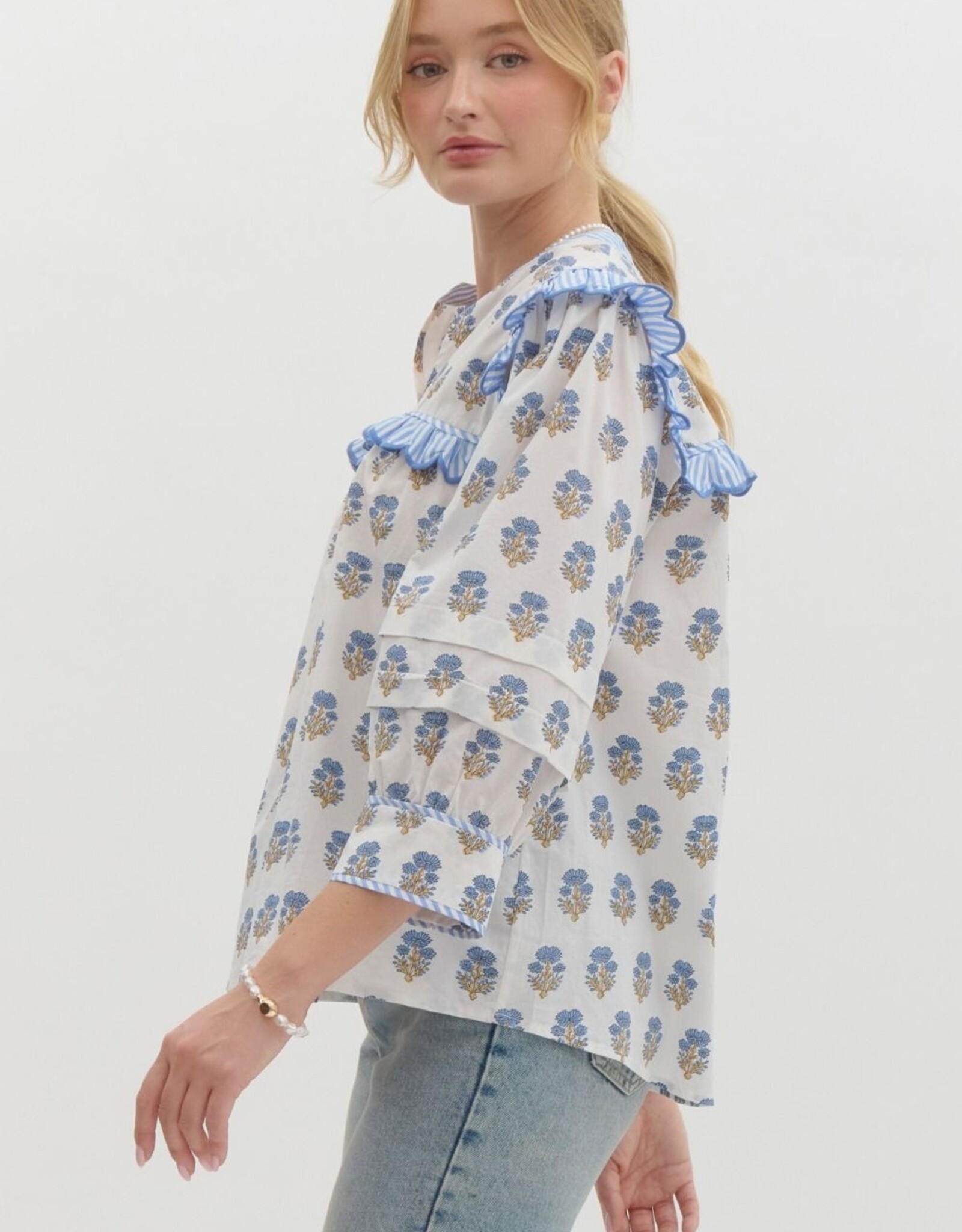Botanical top w/ Striped Scallop Trim