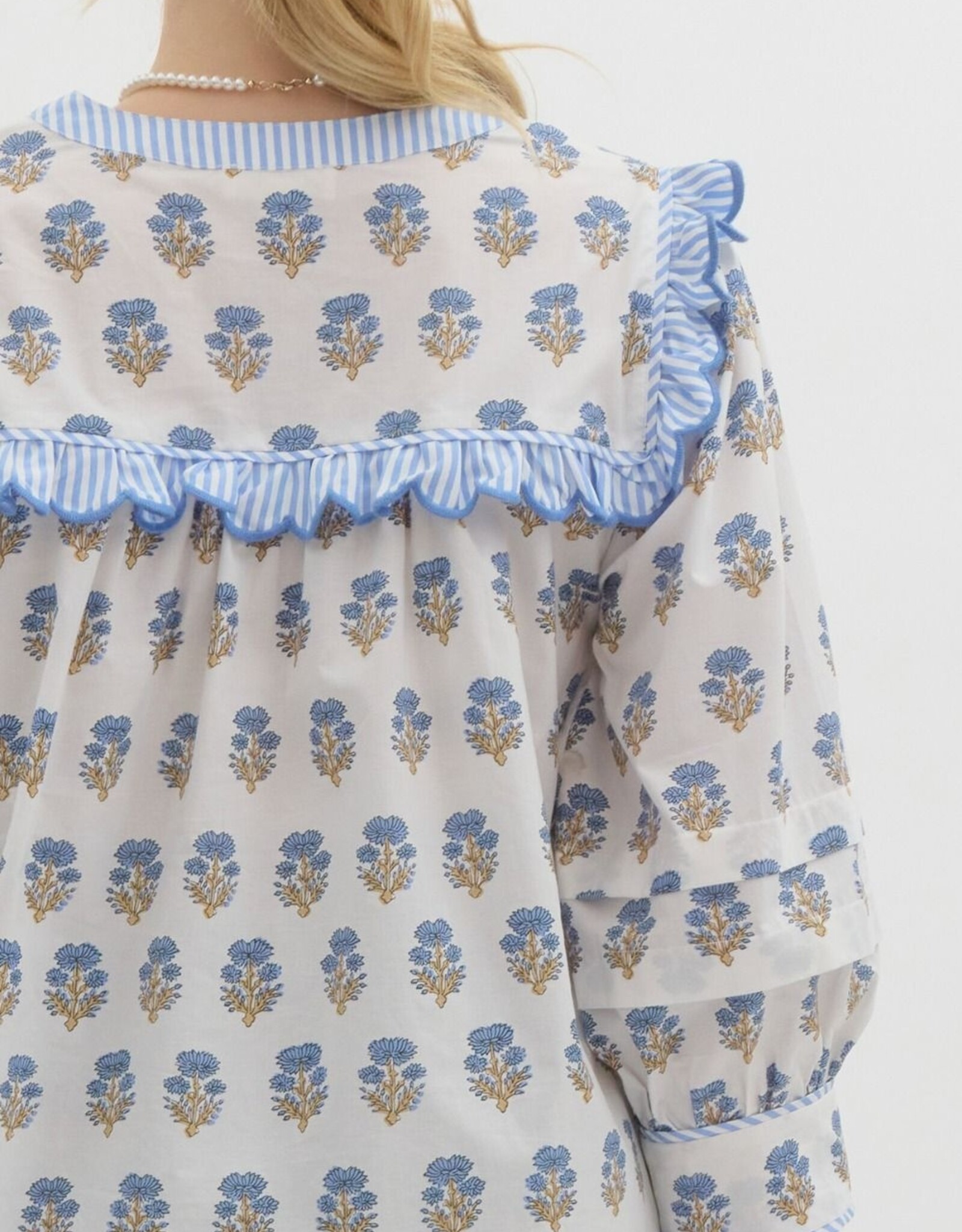 Botanical top w/ Striped Scallop Trim