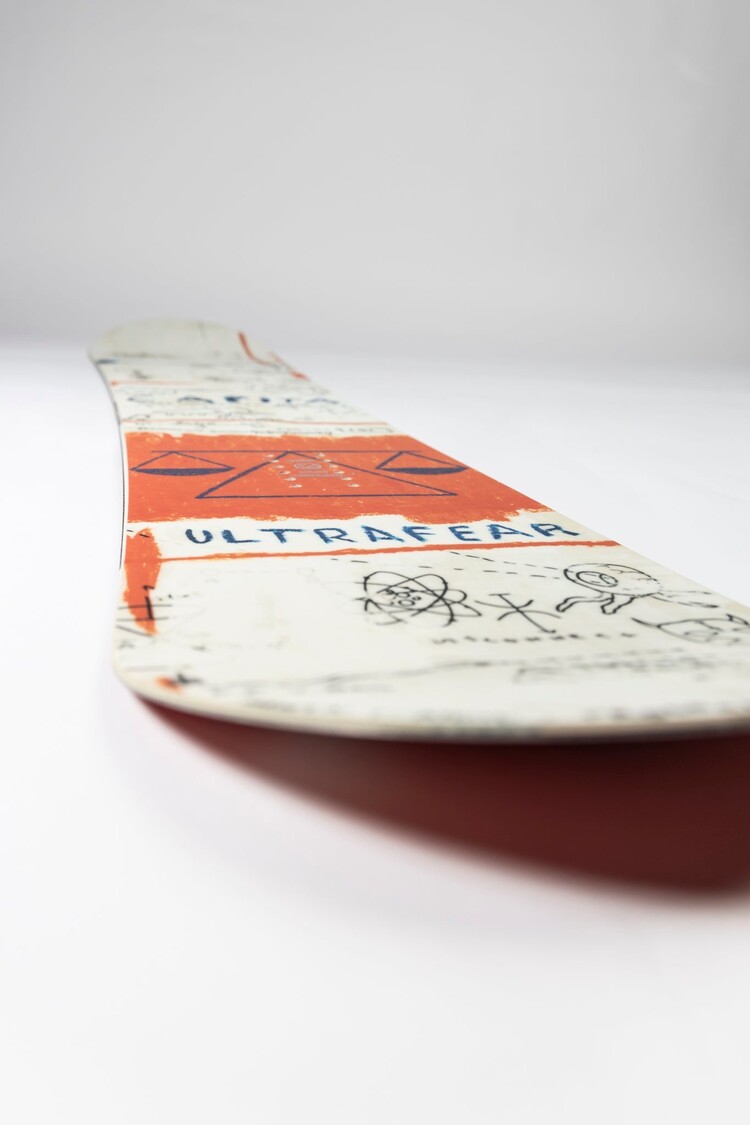 CAPiTA 2027 Capita Ultrafear Snowboard