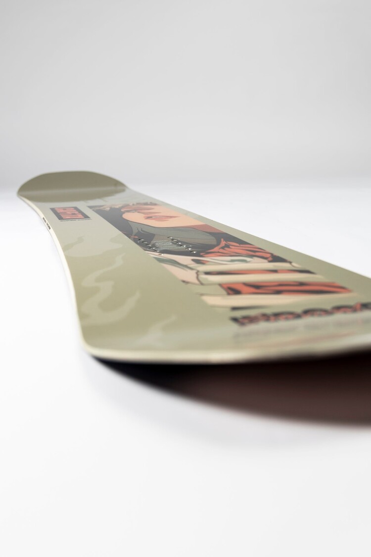 CAPiTA 2027 Capita Indoor Survival Snowboard