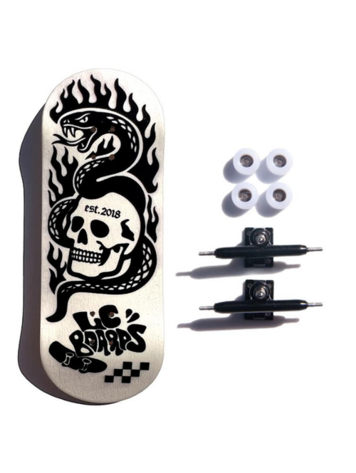 LC Boards LC Boards X Artist Series Skull Complete