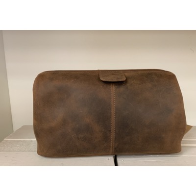 Cli Leather Dopp Kit