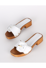 "Intentionally ______." "Intentionally _______." Mar Sandal