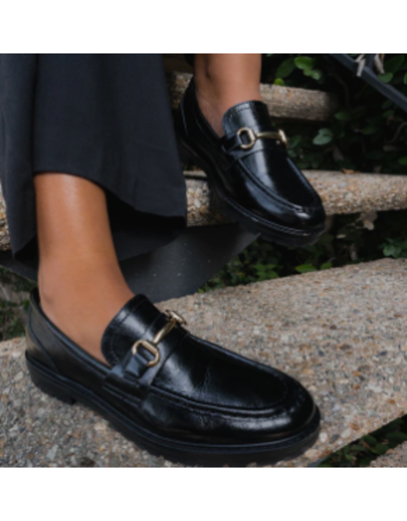 MISTOR Black Leather Women's Loafers