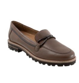 Trotters Fiora Loafer