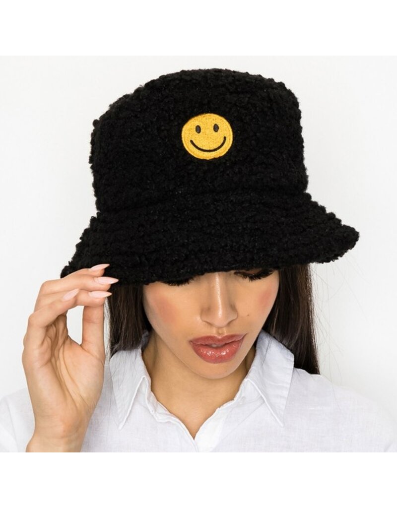 Yoo Moo Yoo Moo Happy Face Teddy Bear Bucket Hat