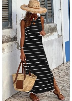 Tracies Stripe Print Maxi Dress