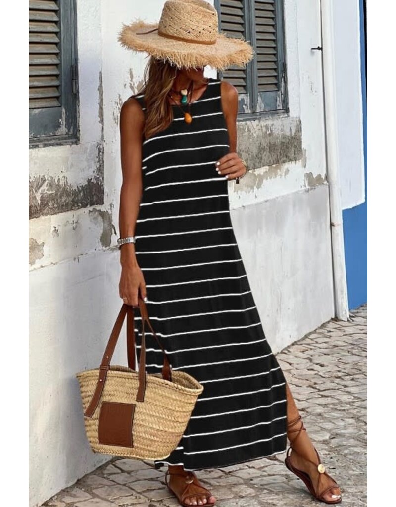 Tracies Tracies Stripe Print Maxi Dress