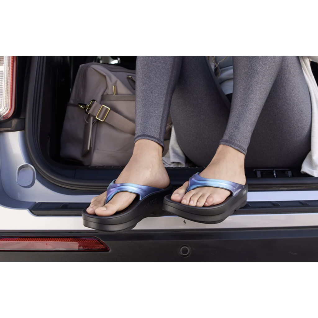 Oofos Oofos OOlala Luxe Sandal