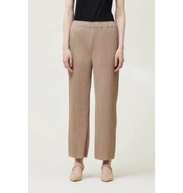 Grade & Gather Pleated Pants