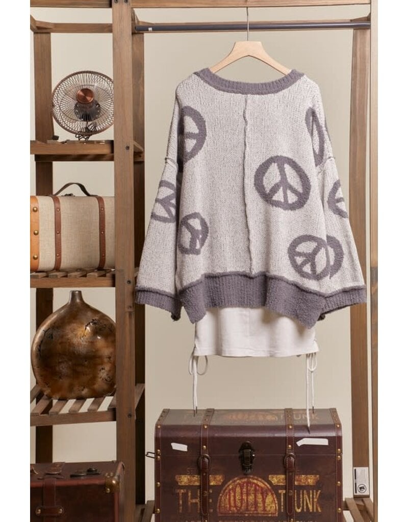 Mello Mello V Neck Peace Sweater