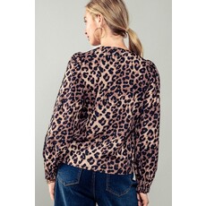 Trend Notes Trend Notes Untamed Elegance Buttoned Top