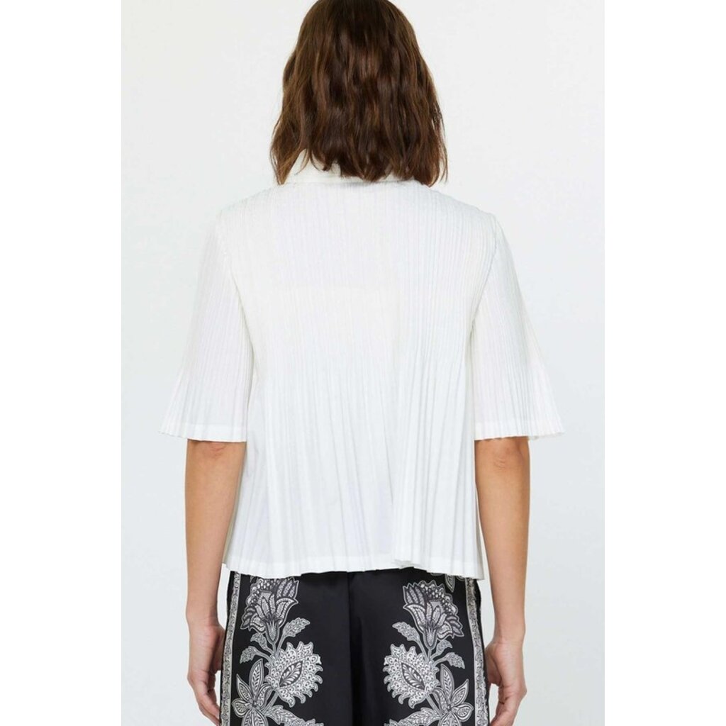 Current Air Current Air Pleated Short Sleeve Top