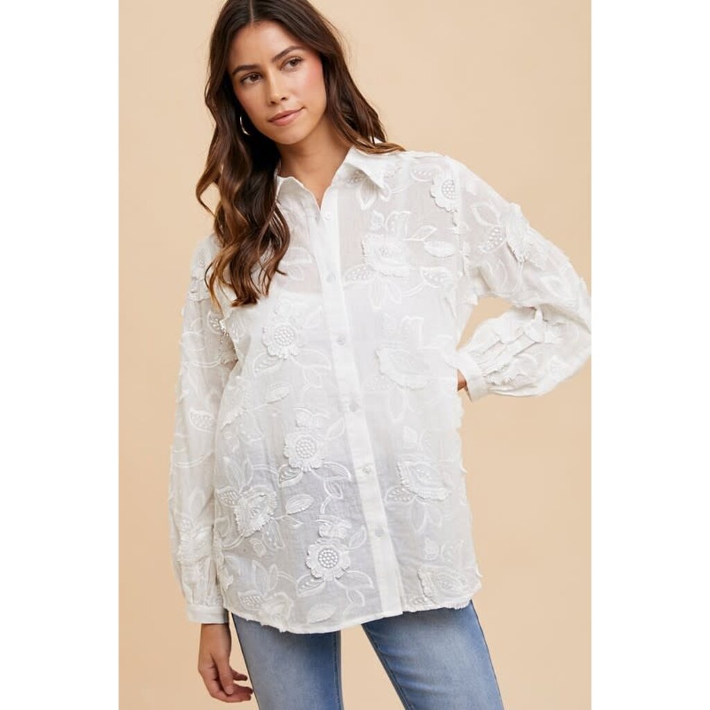 Anniewear Anniewear Flower Applique Oversized Button Down Shirt