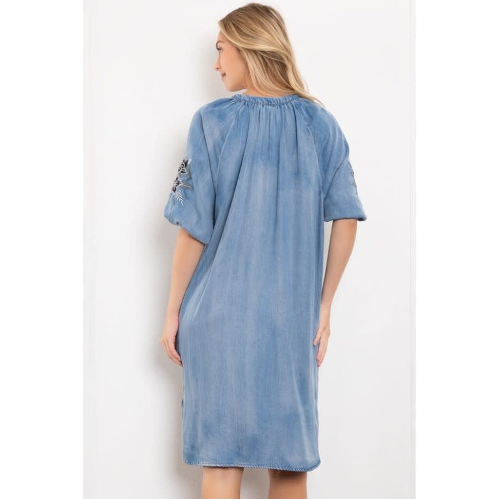 Blue Velvet Blue Velvet Embroidery Balloon Sleeve Tunic Dress
