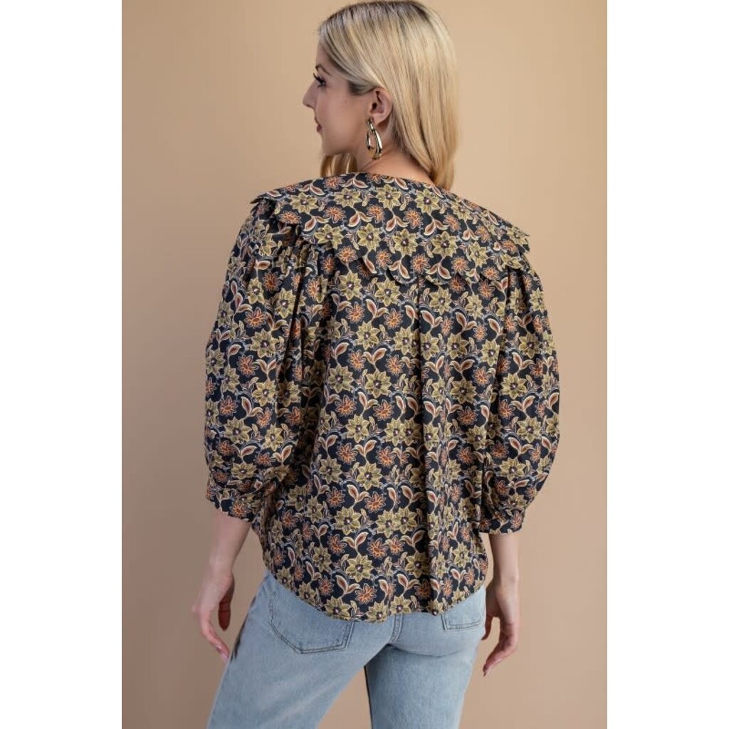 Gigio Gigio Scalloped Peter Pan Collar Blouse
