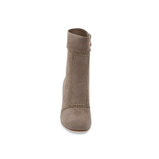 Silent D Silent D Story Boot