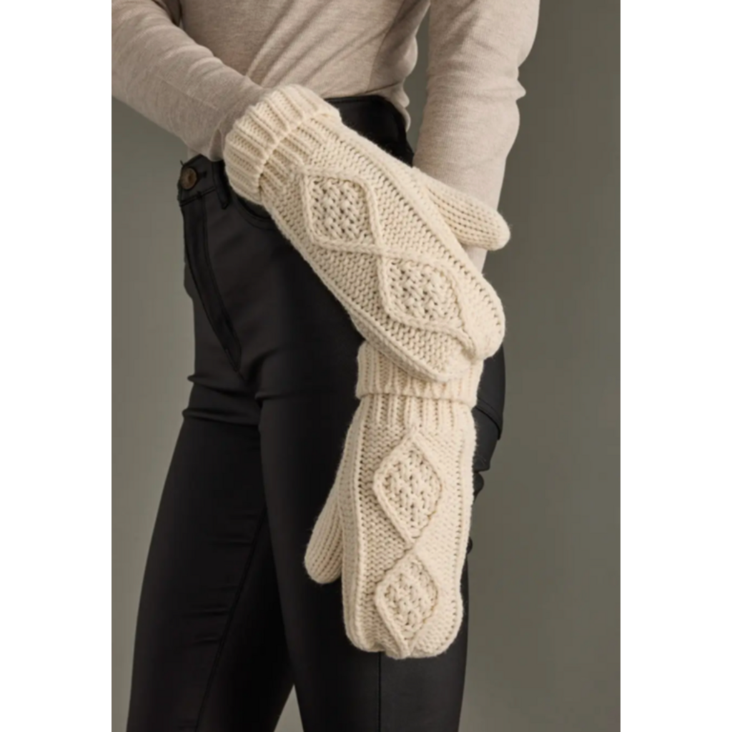 Panache Apparel Panache Apparel Cable Knit Mittens