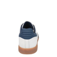 Back 70 Back 70 Cloud 600 Sneaker
