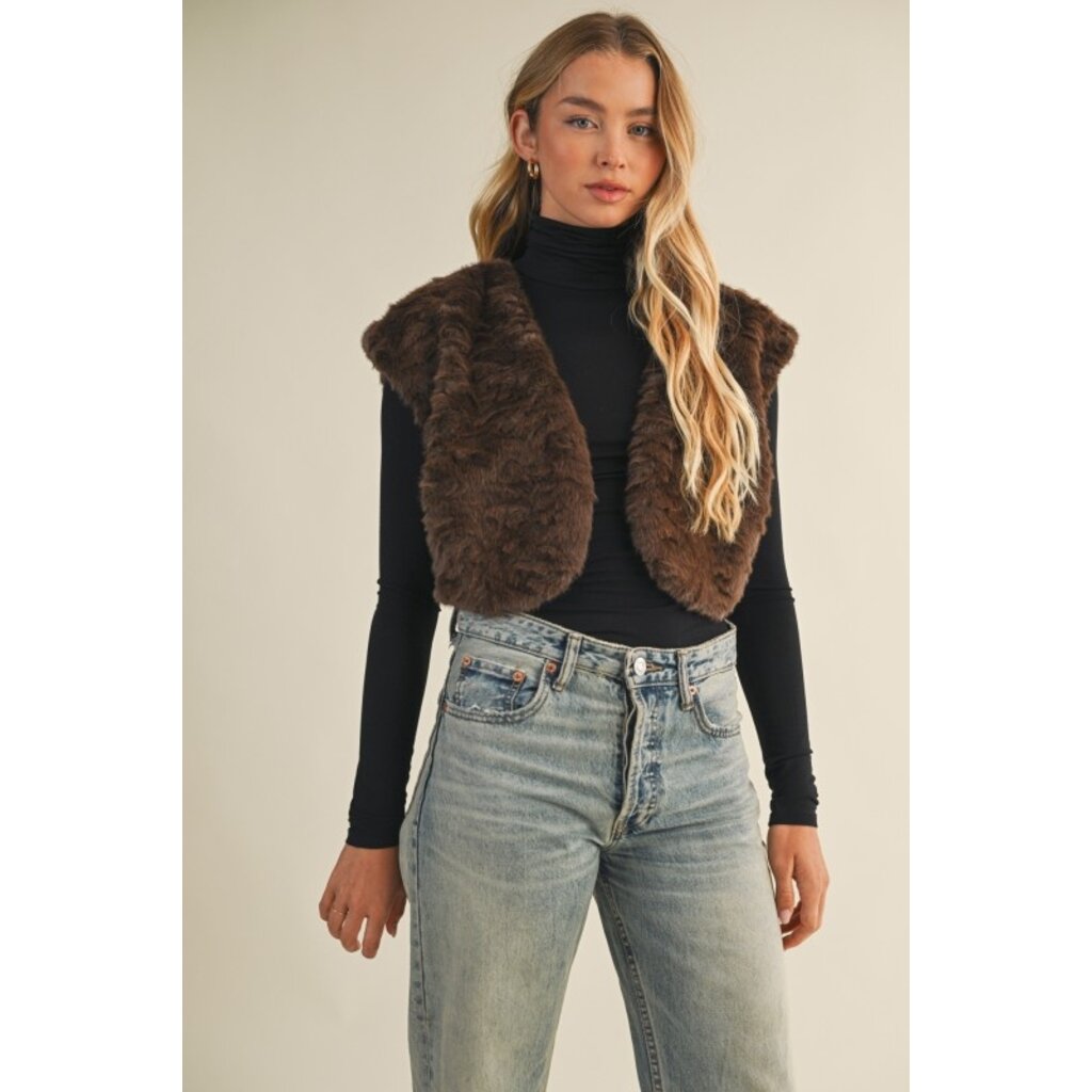 Mustard Seed Mustard Seed Wavy Faux Fur Bolero Vest