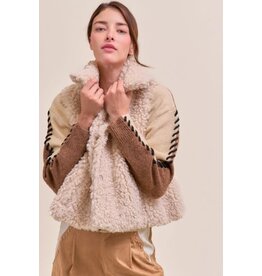 &Merci Faux Sherpa Collared Vest