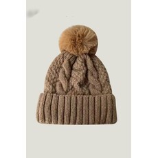 Swan Madchen Swan Madchen Solid Pom-Pom Fleece Lined Beanie