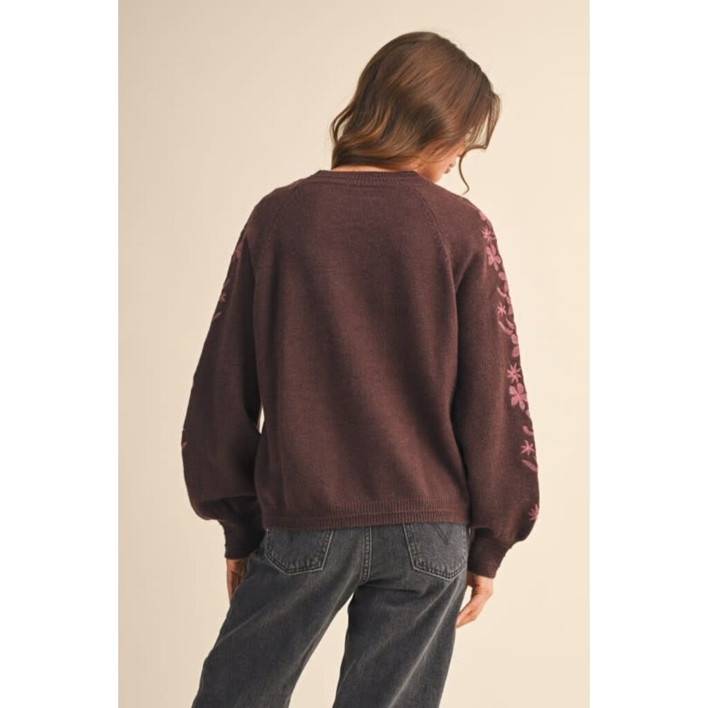 &Merci &Merci Pullover Sweater with Embroidered Sleeves