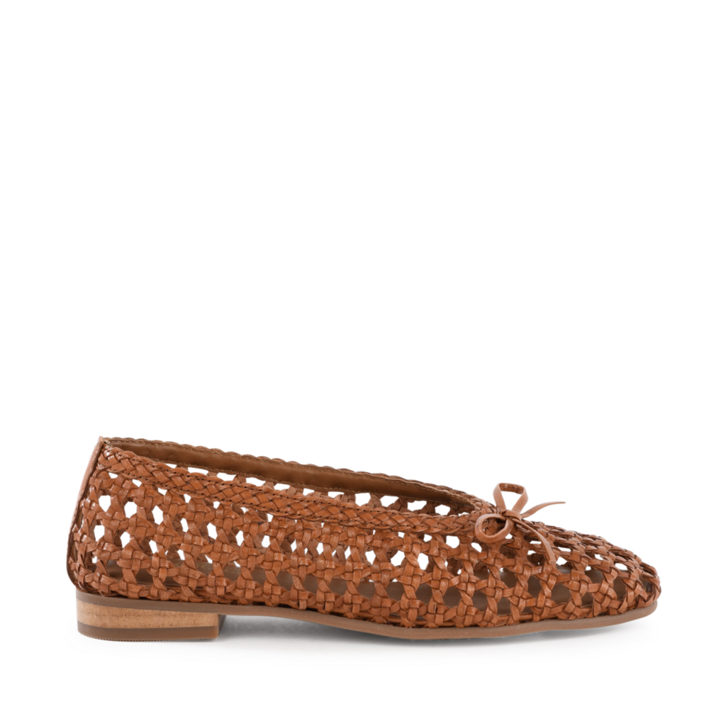 Seychelles Seychelles Flagstaff Woven Leather Flat