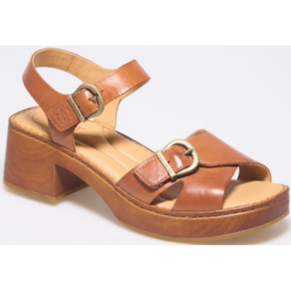 Born Born Bella QTR Strap Clog Sandal