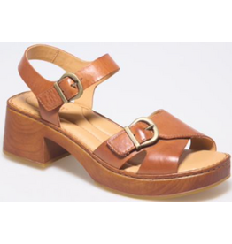 Born Bella QTR Strap Clog Sandal