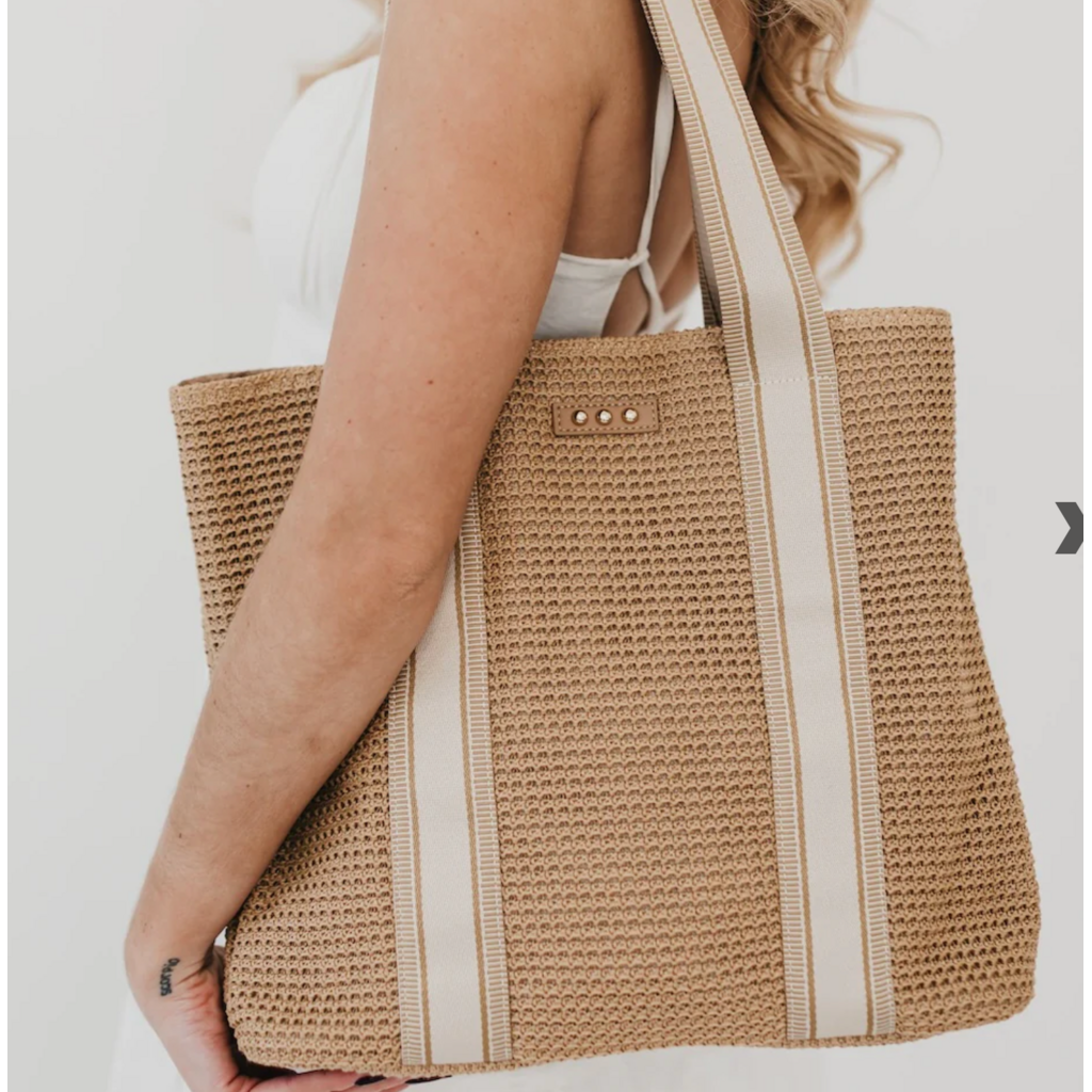 Pretty Simple Pretty Simple Ruby Raffia Tote Bag