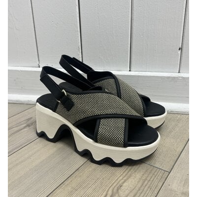 Kinetic Aura Slingback Sandal