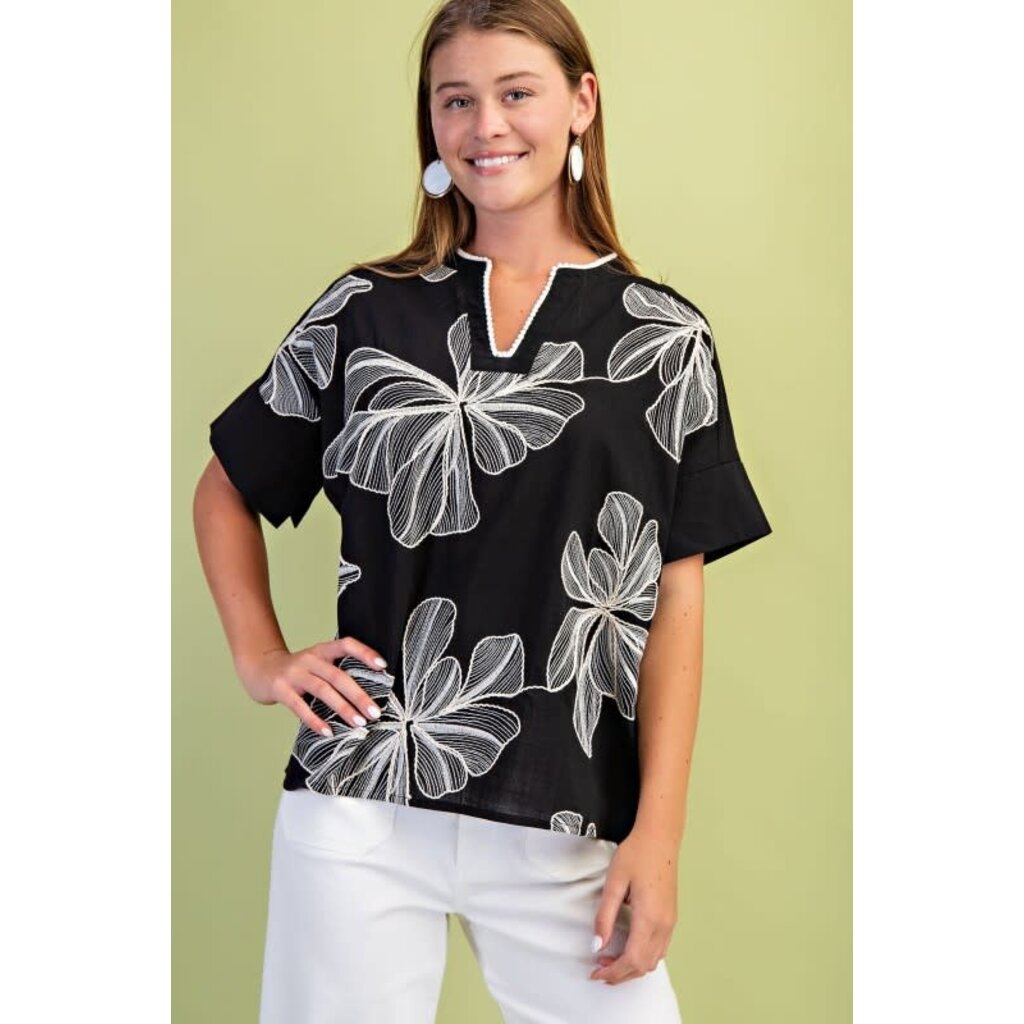 Gigio Gigio Floral Embroidered Popover Top