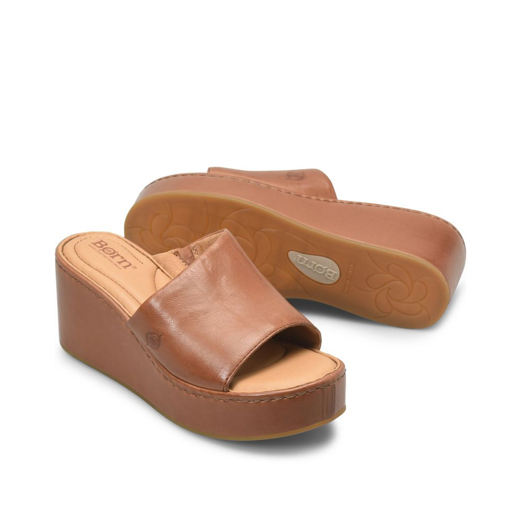 Born Born Shilo Wedge Sandal