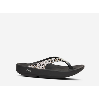 Oofos OOlala Limited Thong Sandal