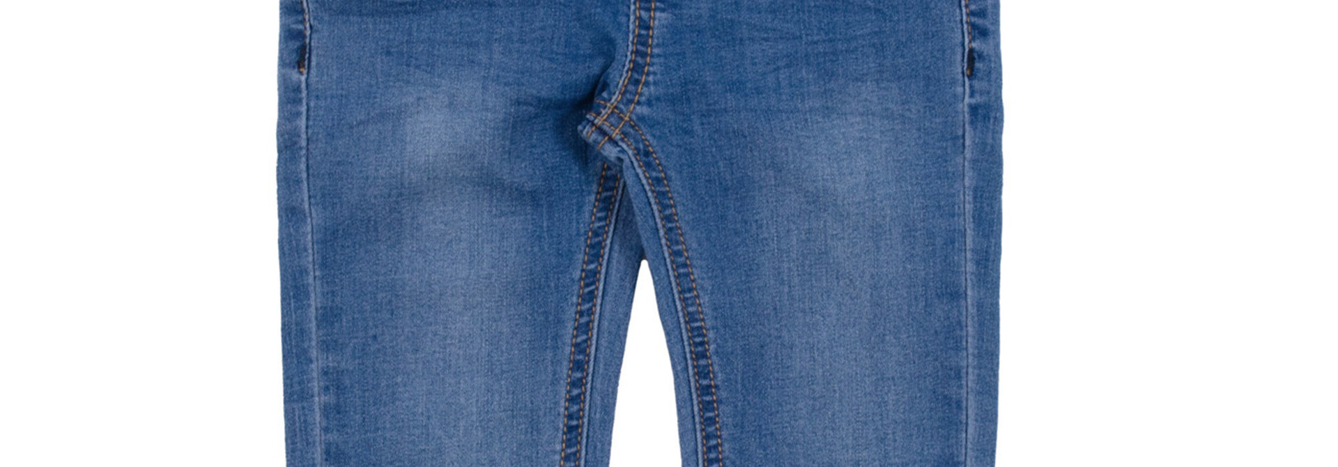 Jeans - UN ÉTÉ À LA PISCINE