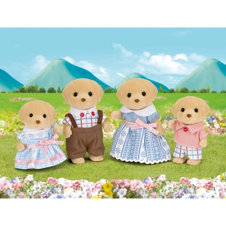 Calico Critters Calico Critters Yellow Labrador Family