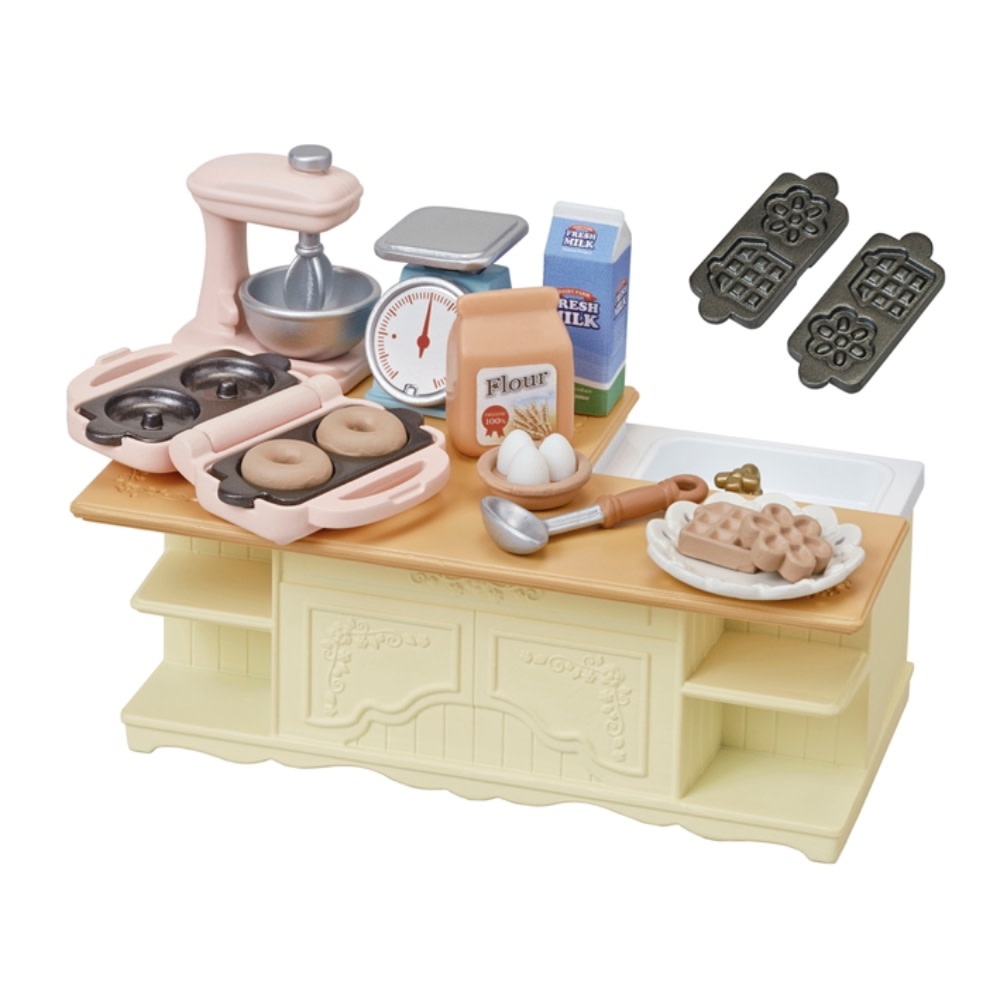 Calico Critters Kitchen Island - Toy Dollhouse Furniture and Accesories Set  - Enhance Your Dollhouse with a Functional and Interactive Cooking Center