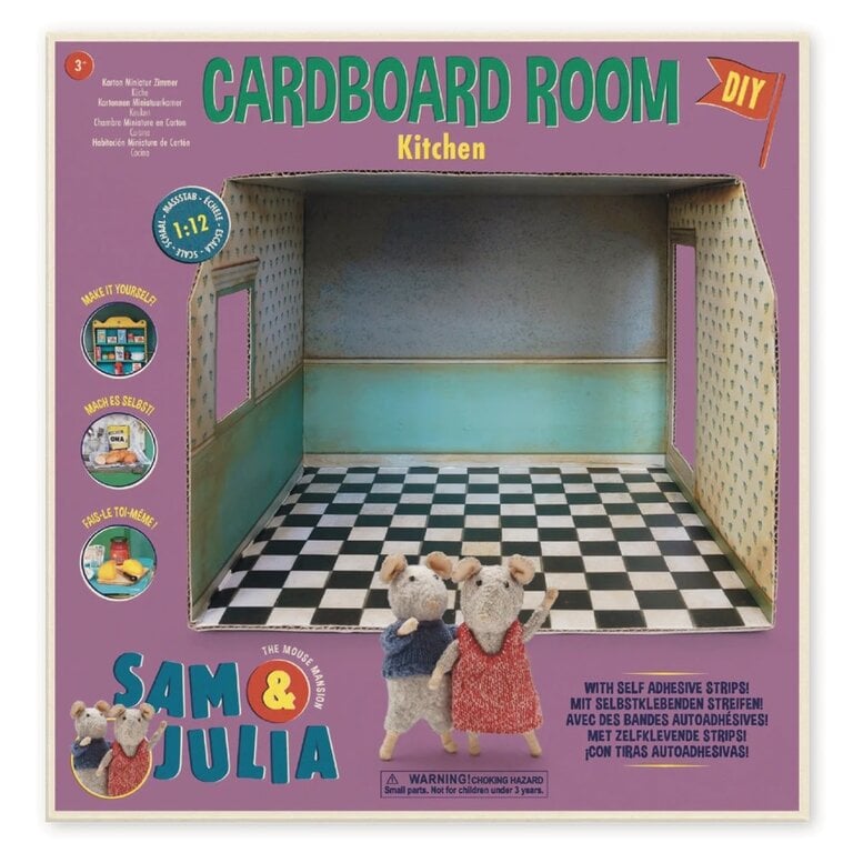 Sam & Julia Kitchen Cardboard Room