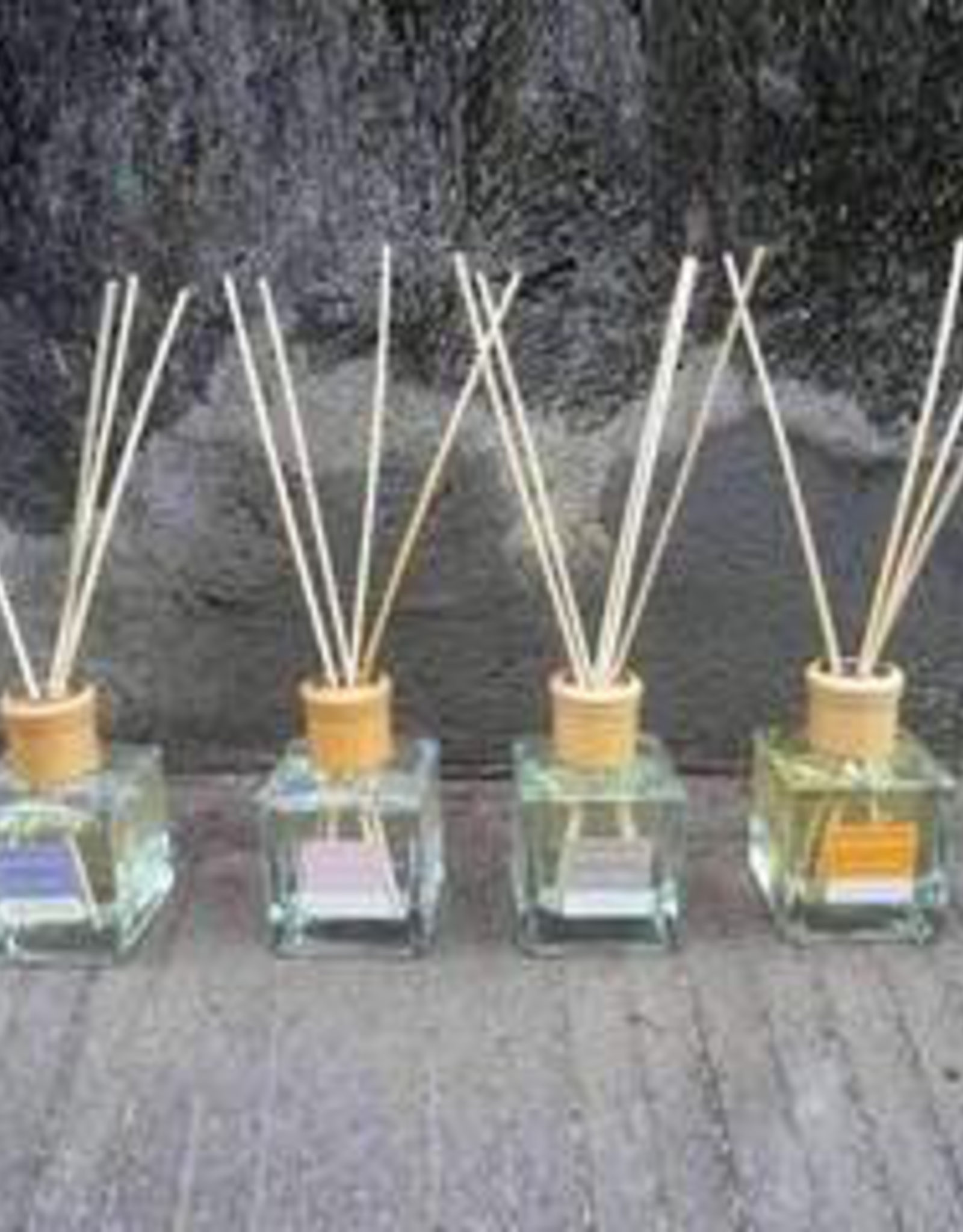 DIFFUSER-ASSORTED SCENTS