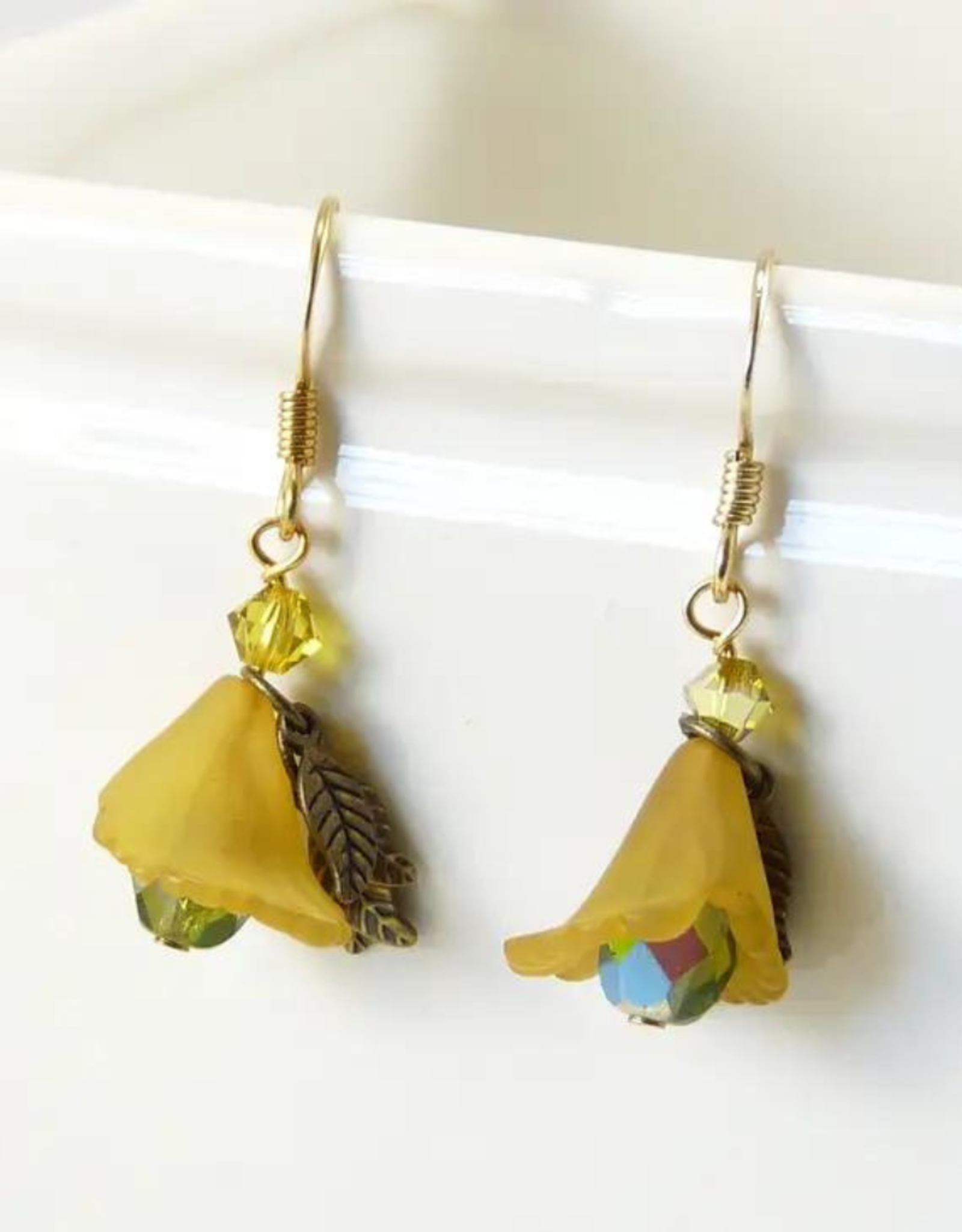 Faire/Marlene VanBeek Jewelry EARRINGS-LUCITE