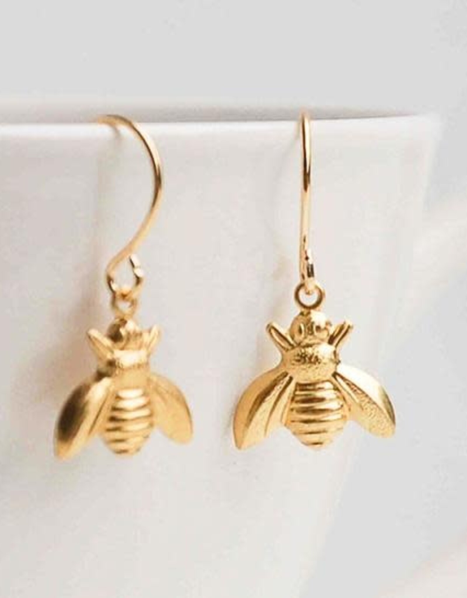 EARRINGS-BEE GOLD SPRING GARDEN