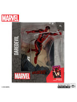 McFarlane toys Daredevil 1:10th Scale Collectible with Scene (Daredevil #600)