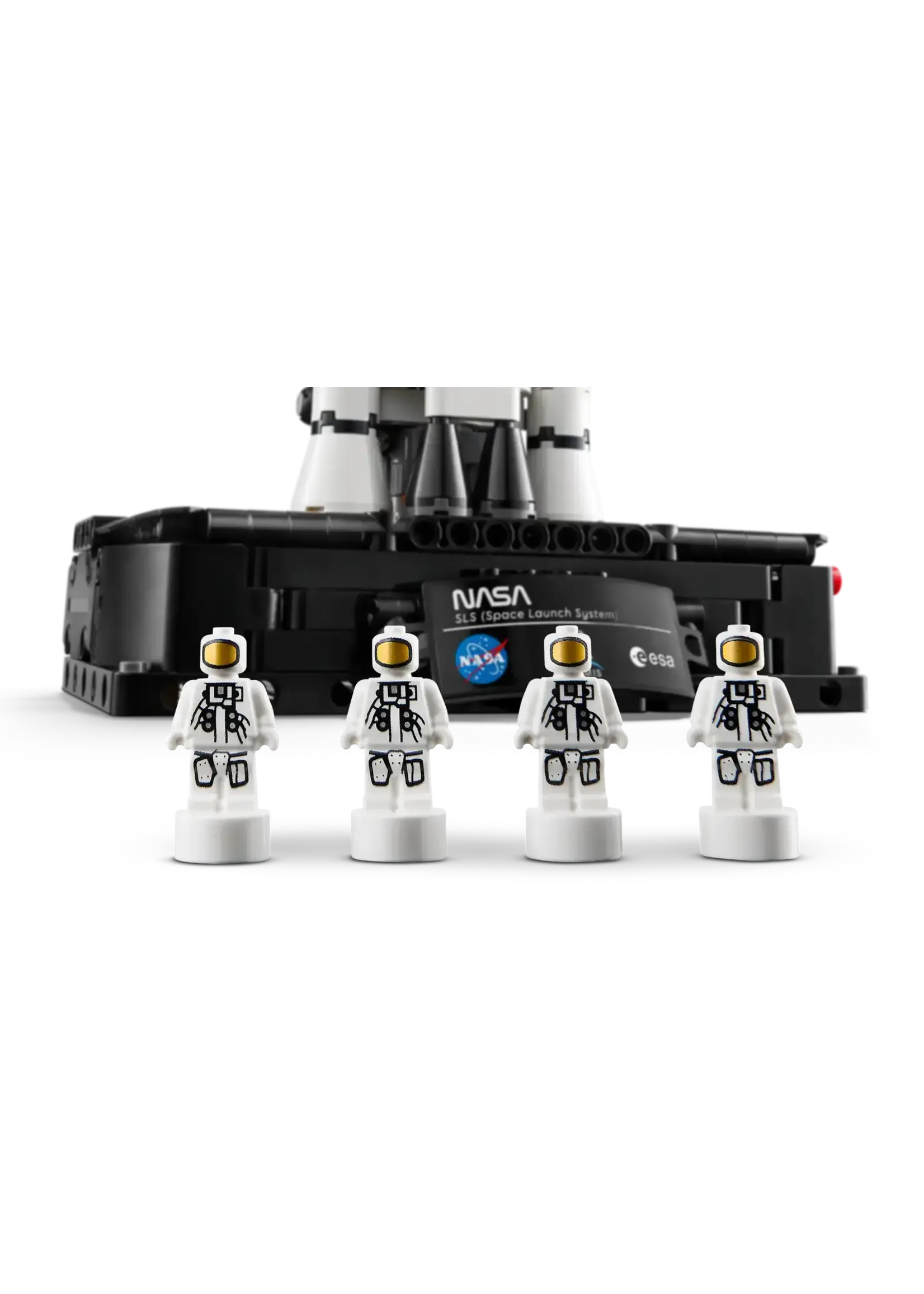 LEGO NASA Artemis Space Launch System Rocket - 42221