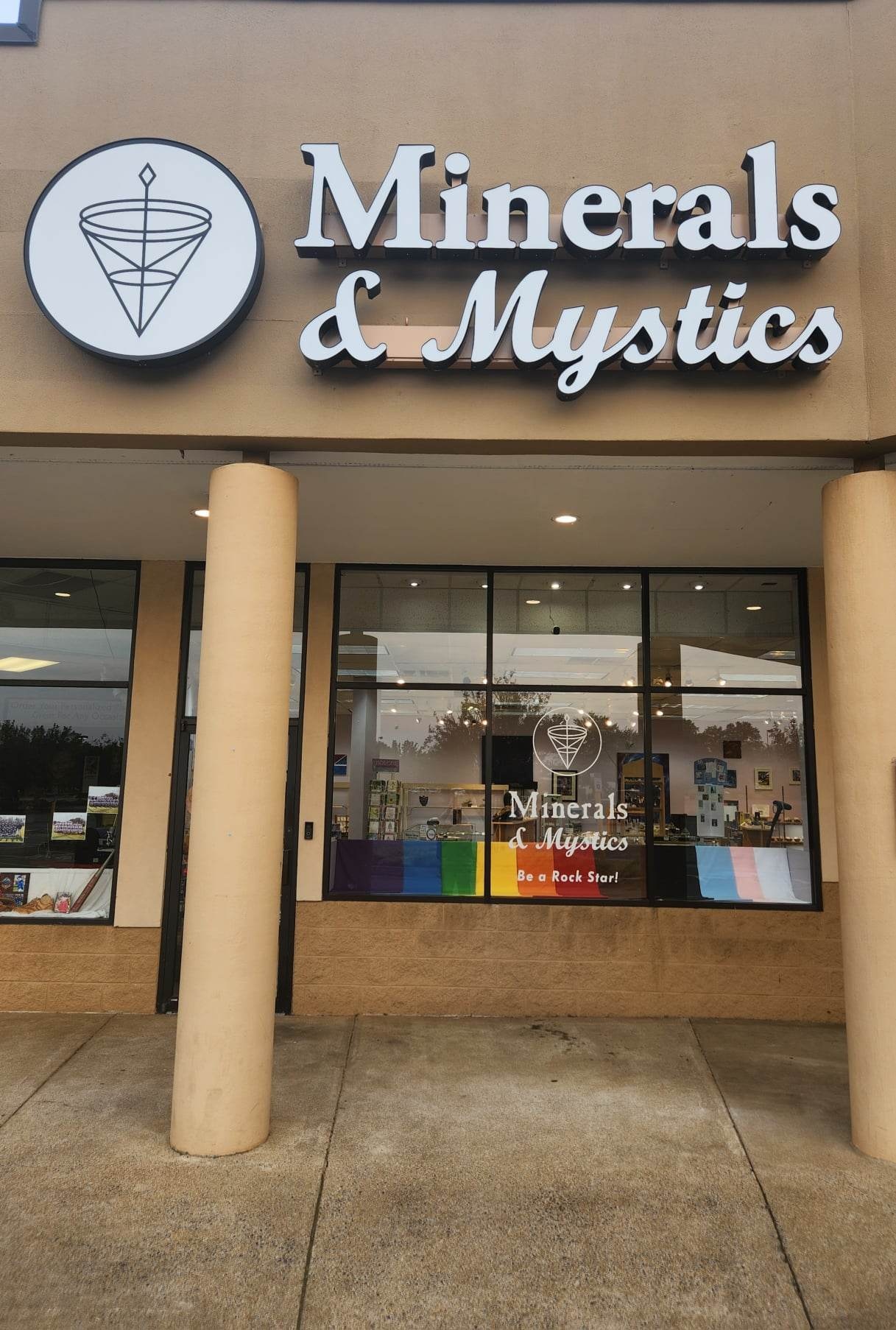 Store front shopping center minerals & mystics