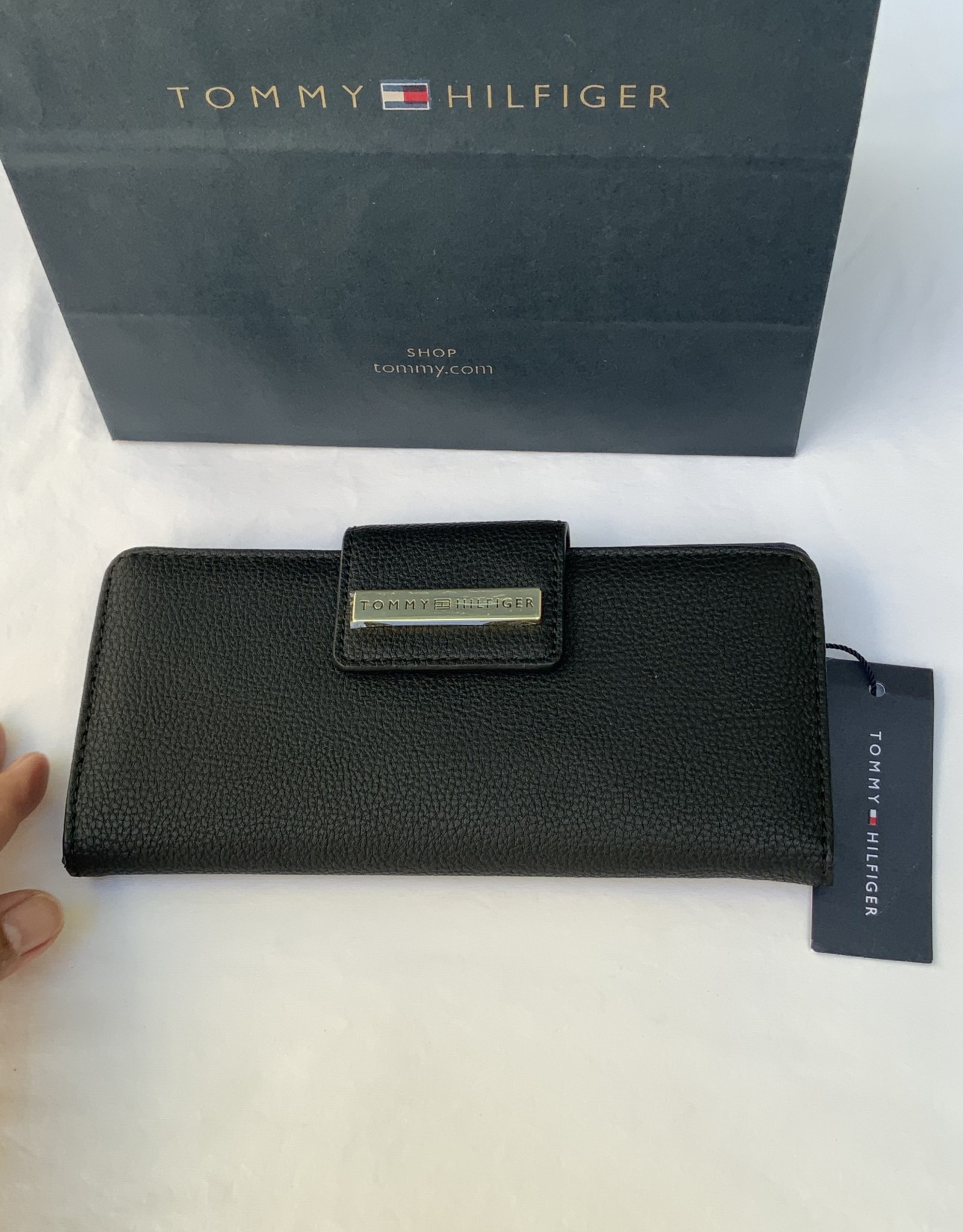 tommy hilfiger card case