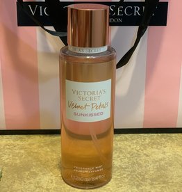 Victoria's Secret Victoria’s Secret Fragrance Mist Victoria's Secret Victoria’s Secret Fragrance Mist