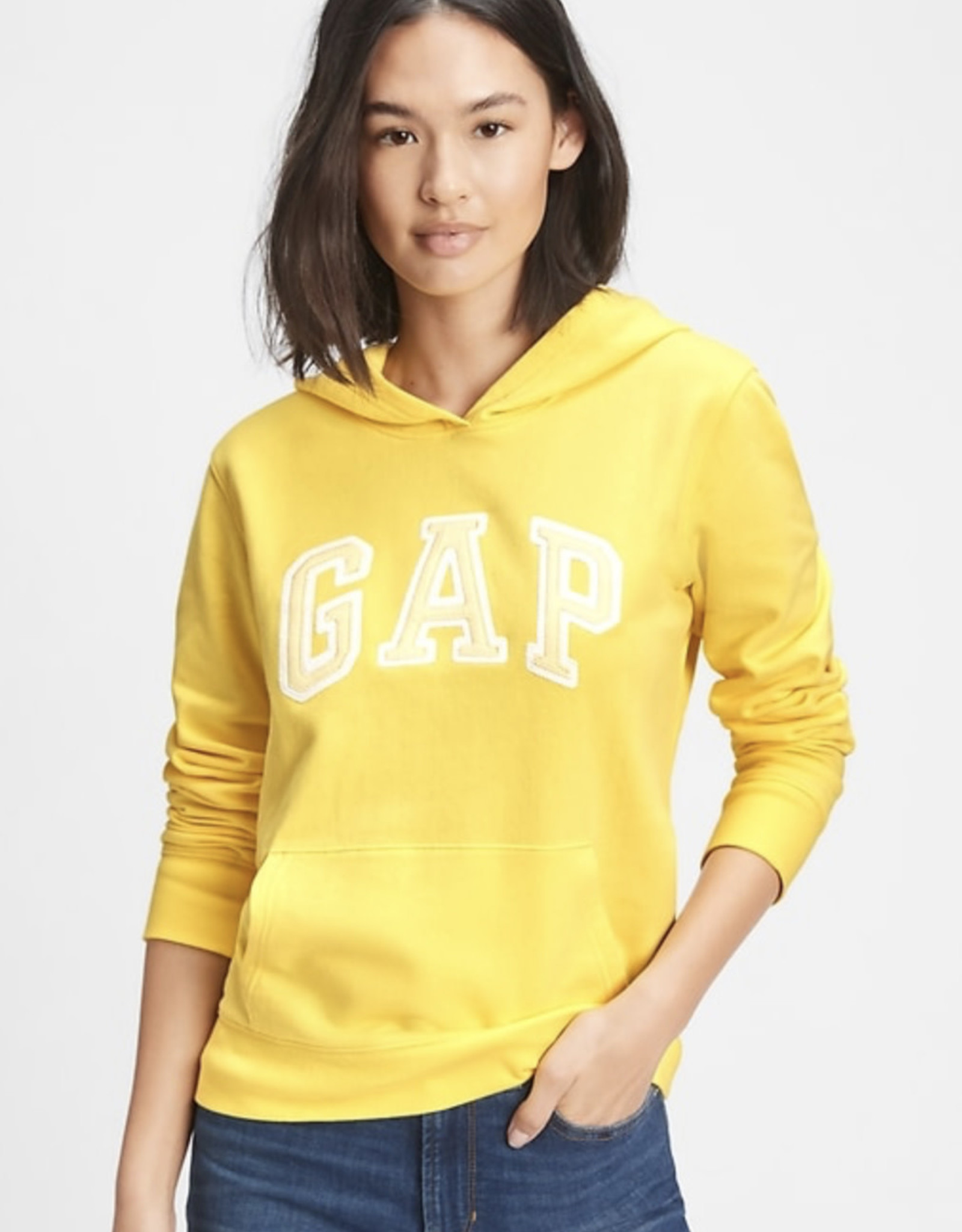 Gap near. ЗИП худи gap. Gap худи желтое. Gap ЗИП худи желтая. Худи gap флисовая.