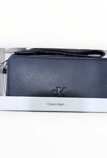 Calvin Klein Calvin Klein Ultralight Zip Around Wristlet
