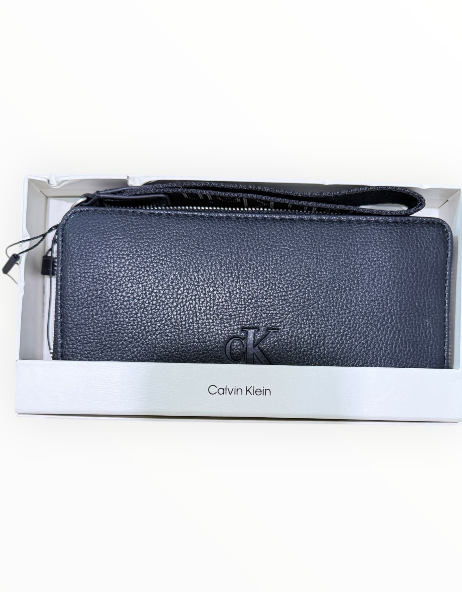 Calvin Klein Calvin Klein Ultralight Zip Around Wristlet